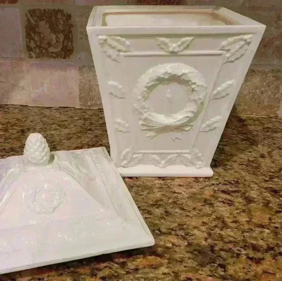 Embossed Holiday Covered Jar - Picture 5 of 8